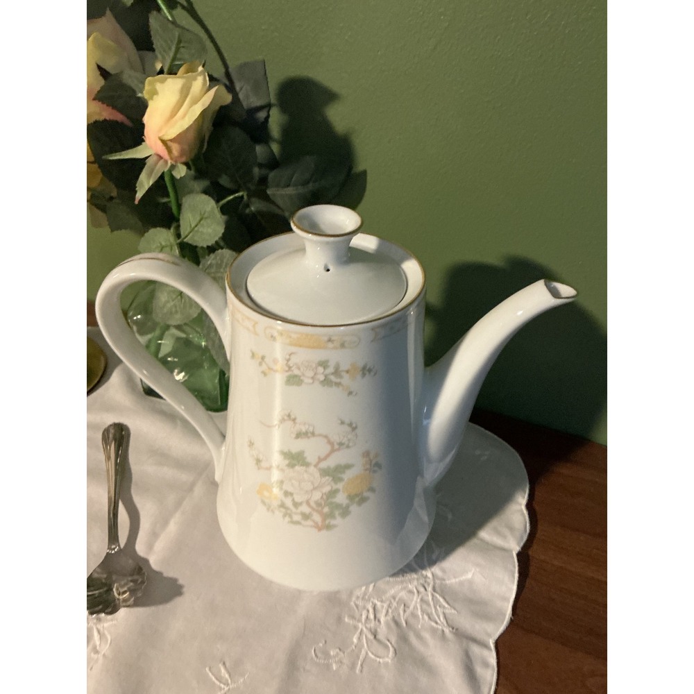 Liling Yung Shen Floral Coffee Pot with Lid White China Gold Trim Vintage